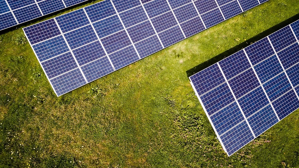 solar farm on big field