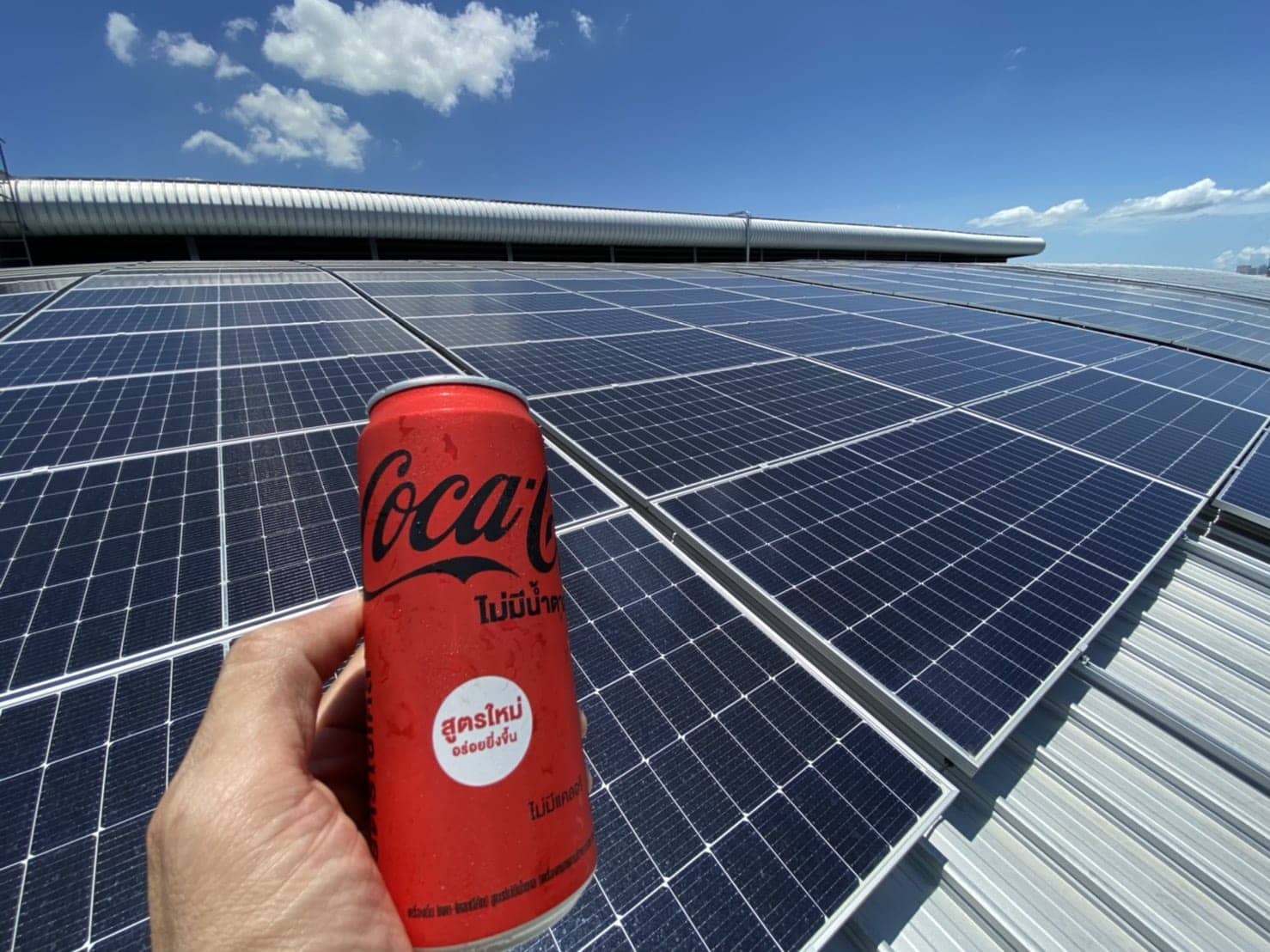 Read more about the article The “Best Coke ever” for Constant Energy after signing corporate PPAs totaling 6 MW with Coca-Cola bottler ThaiNamthip