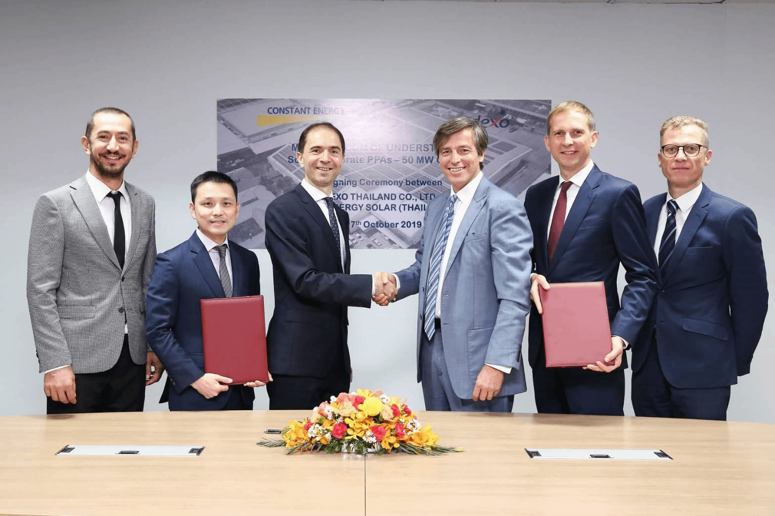 Read more about the article Sodexo Thailand and Constant Energy sign MOU on solar electricity solutions